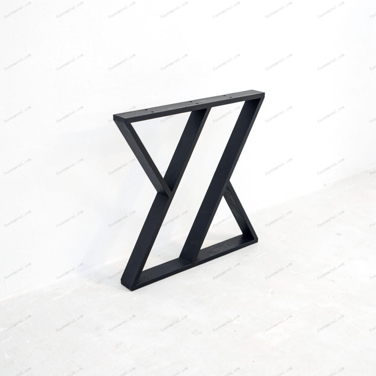 Y shaped table legs