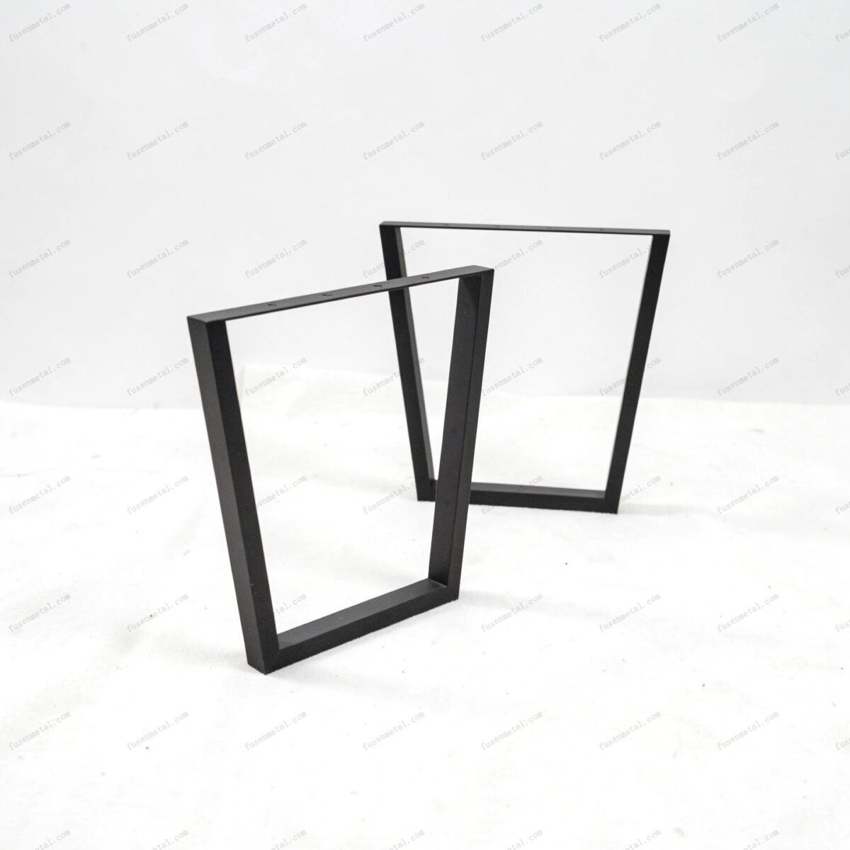 u shaped table leg
